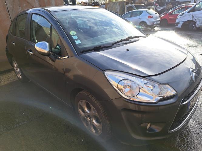 Image Pare boue avant gauche - CITROEN C3 2