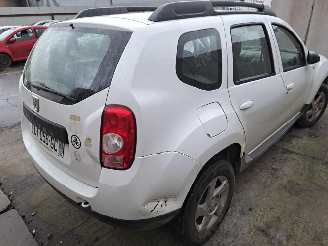Image Feu arriere principal droit (feux) - DACIA DUSTER 1