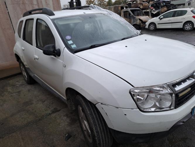 Image Feu arriere principal droit (feux) - DACIA DUSTER 1