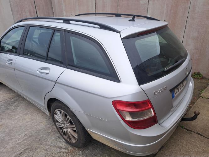 Image Aile avant droit - MERCEDES CLASSE C 204