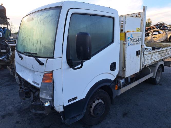 Image Porte avant droit - NISSAN CABSTAR 2