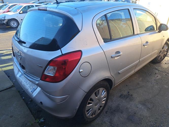 Image Pare choc avant - OPEL CORSA D