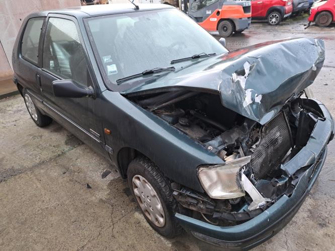 Image Pare choc arriere - PEUGEOT 106