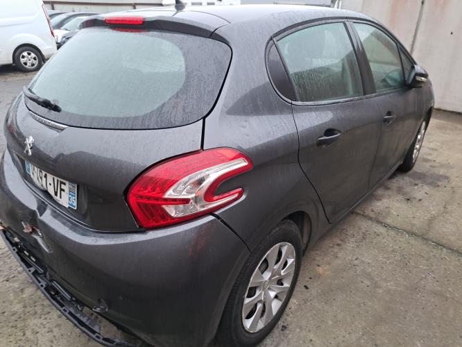 Image Autoradio - PEUGEOT 208 1