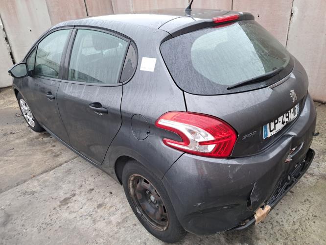 Image Autoradio - PEUGEOT 208 1