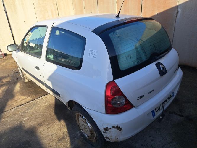 Image Feu arriere principal droit (feux) - RENAULT CLIO 2 CAMPUS