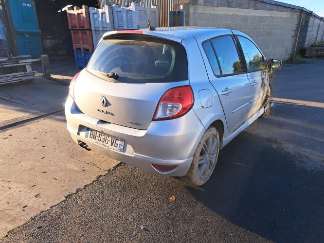 Image Capot - RENAULT CLIO 3