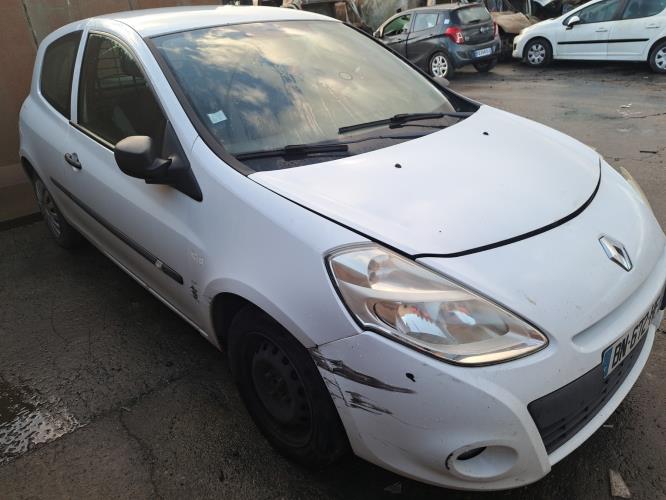 Image Porte avant gauche - RENAULT CLIO 3