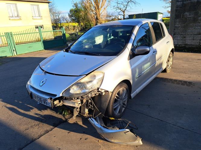 Image Capot - RENAULT CLIO 3