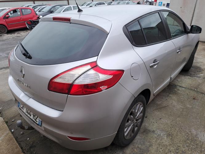 Image Anti brouillard gauche (feux) - RENAULT MEGANE 3