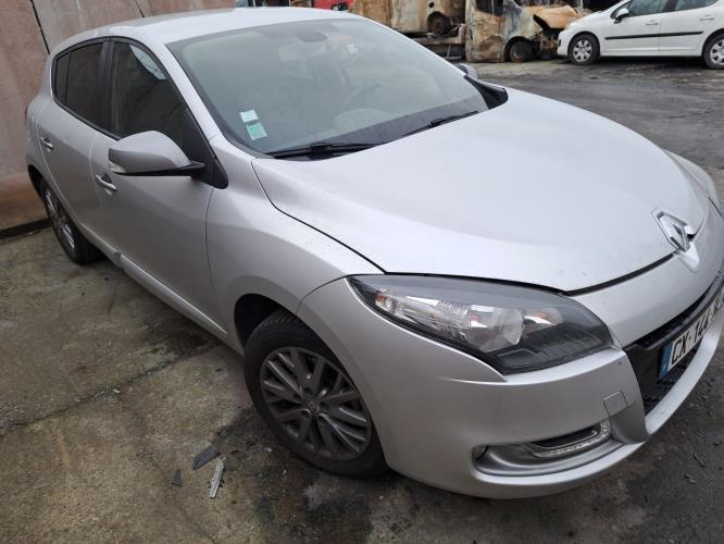 Image Anti brouillard gauche (feux) - RENAULT MEGANE 3