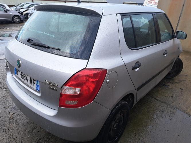 Image Porte avant gauche - SKODA FABIA 2