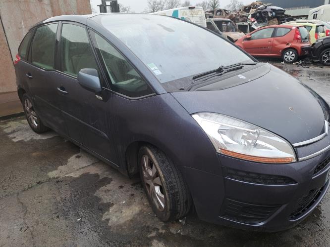 Image Pare choc avant - CITROEN C4 PICASSO 1
