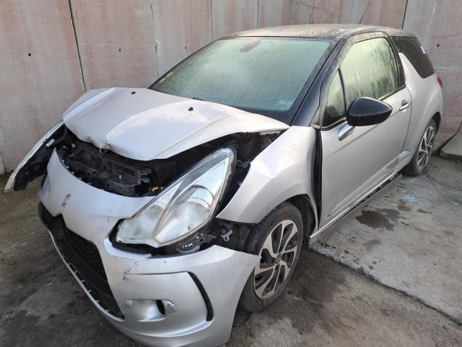 Image Feu arriere principal droit (feux) - CITROEN DS3