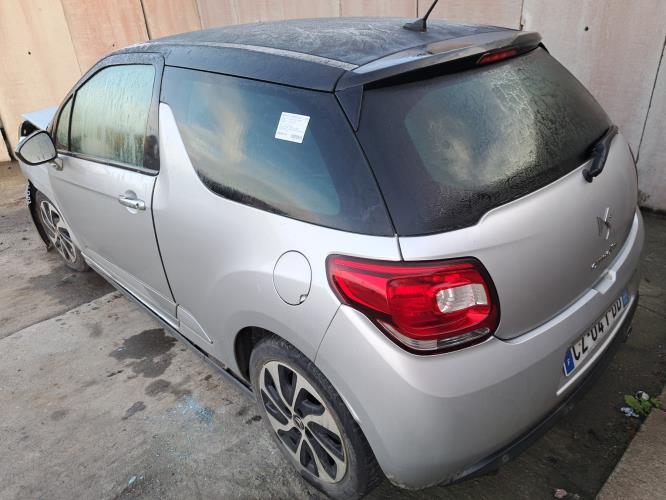 Image Feu arriere principal droit (feux) - CITROEN DS3