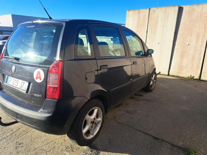 Image Pare choc arriere - FIAT IDEA