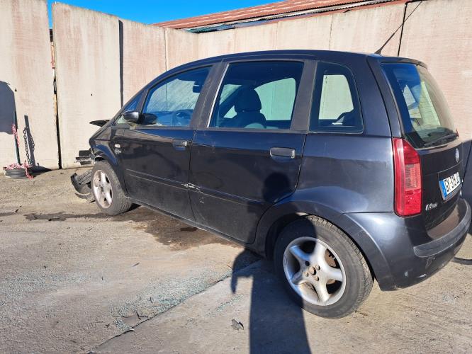 Image Pare choc arriere - FIAT IDEA