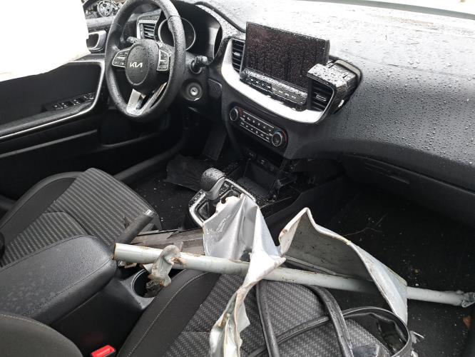 Image Planche de bord complete - KIA CEE-D 3