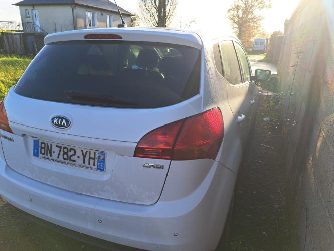 Image Plage arriere - KIA VENGA