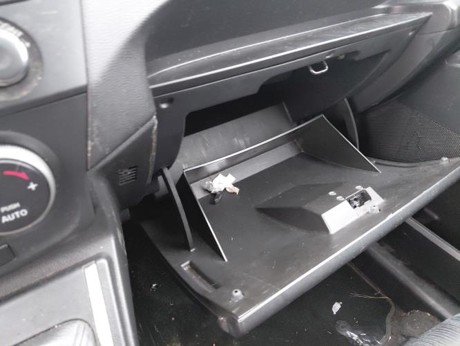 Image Malle/Hayon arriere - MAZDA 5 2