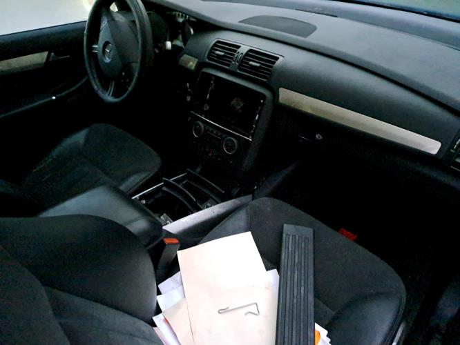 Image Pare choc arriere - MERCEDES CLASSE R 251