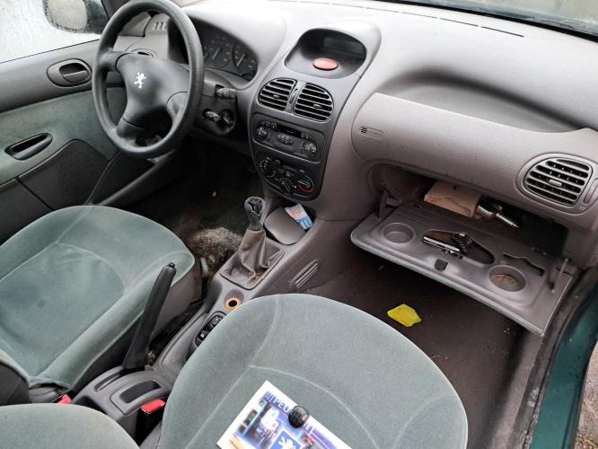 Image Pare choc avant - PEUGEOT 206