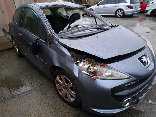 Image Feu arriere principal gauche (feux) - PEUGEOT 207