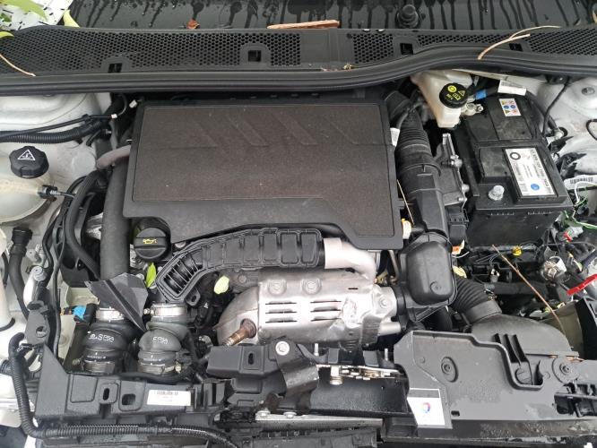 Image Train arriere complet - PEUGEOT 208 2