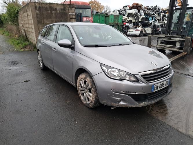 Image Ecran GPS - PEUGEOT 308 2 SW