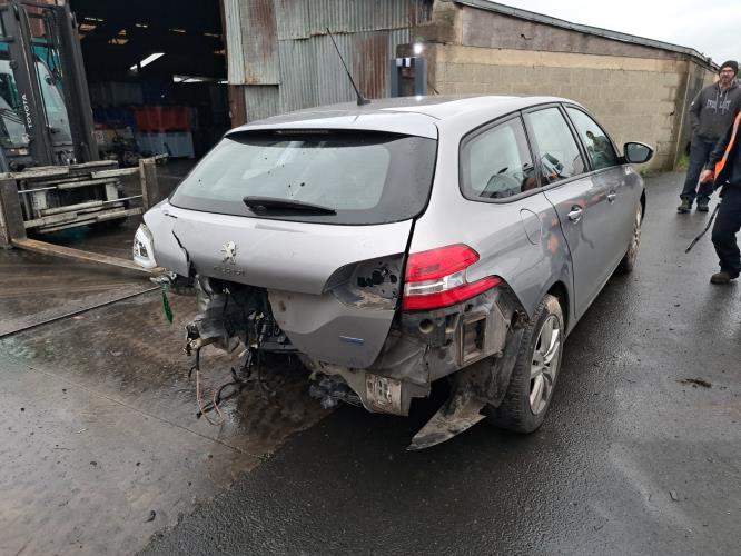 Image Ecran GPS - PEUGEOT 308 2 SW