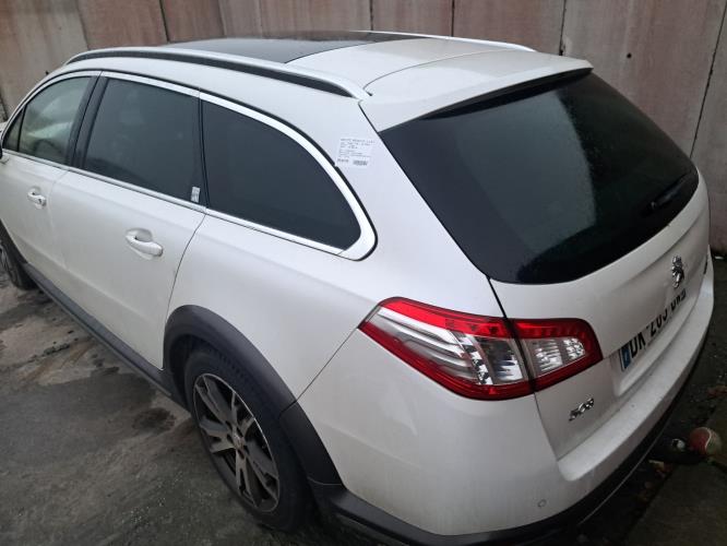 Image Calculateur moteur - PEUGEOT 508 1 SW