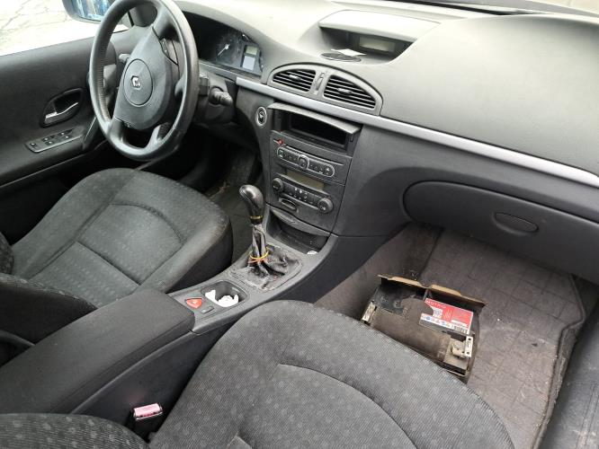 Image Pare choc avant - RENAULT LAGUNA 2