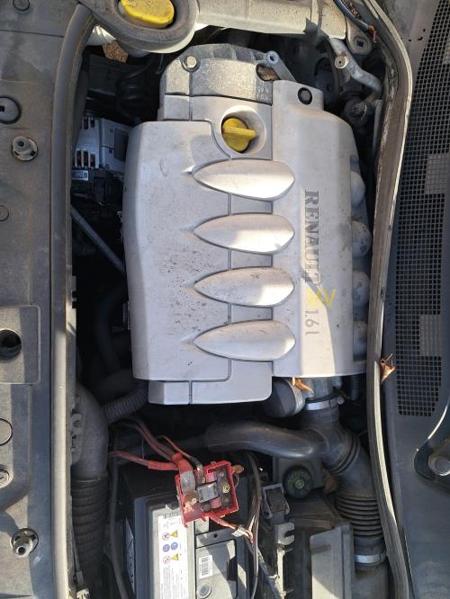 Image Capot - RENAULT MEGANE 2