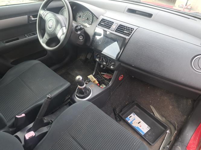Image Capot - SUZUKI SWIFT 3