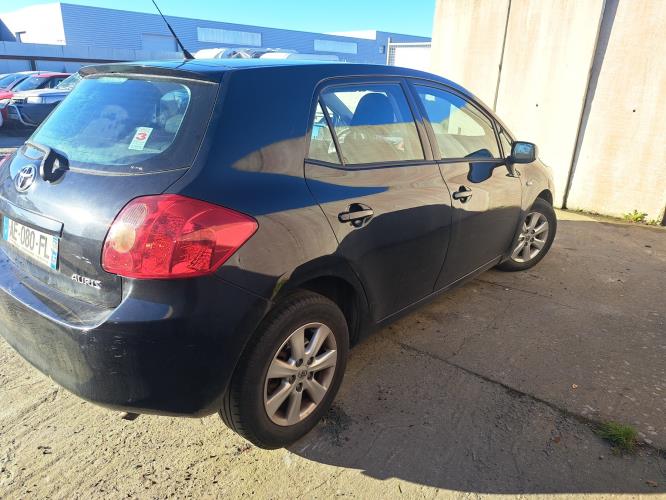 Image Capot - TOYOTA AURIS 1
