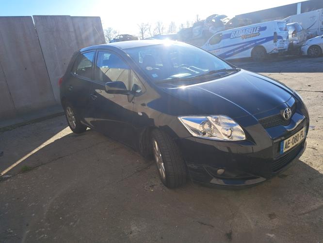 Image Capot - TOYOTA AURIS 1