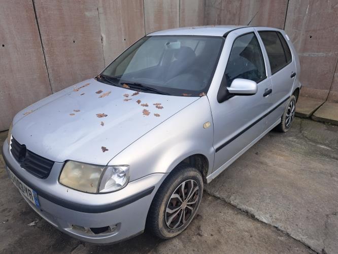 Image Optique avant secondaire droit (feux)(clignotant) - VOLKSWAGEN POLO 3