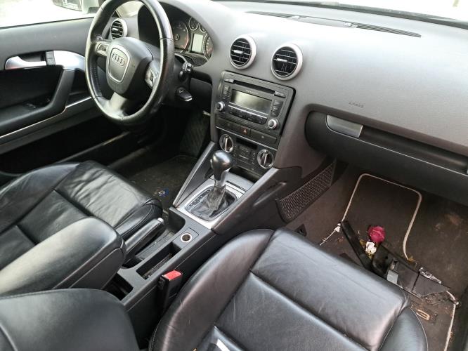 Image Feu arriere principal droit (feux) - AUDI A3 2