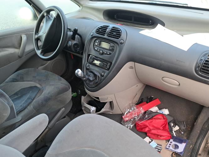 Image Pare choc arriere - CITROEN XSARA PICASSO