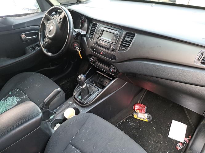 Image Feu arriere secondaire gauche (feux) - KIA CARENS 4