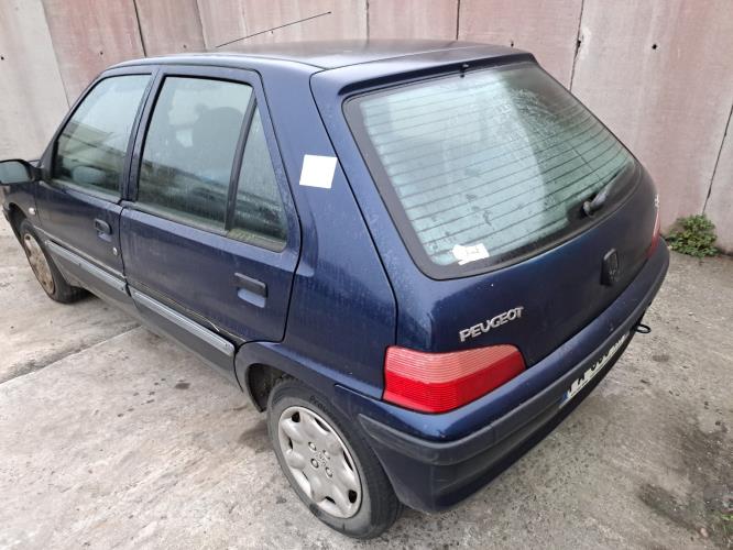 Image Retroviseur droit - PEUGEOT 106