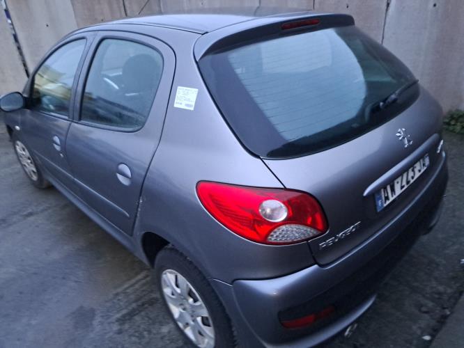 Image Pare choc arriere - PEUGEOT 206+