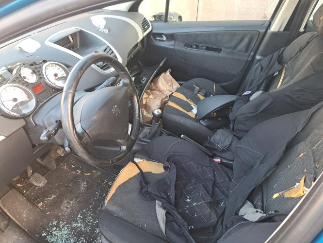 Image Renfort pare choc avant (traverse) - PEUGEOT 207
