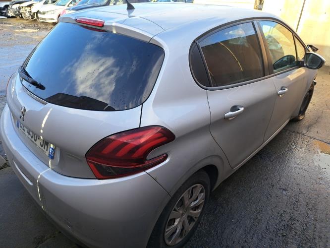 Image Enjoliveur - PEUGEOT 208 1