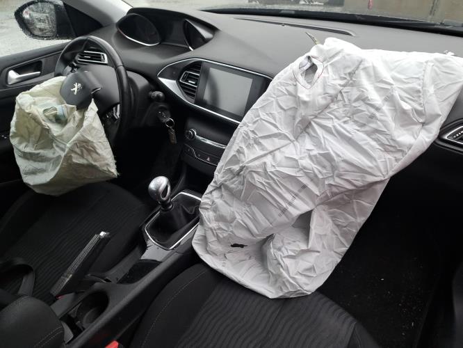 Image Malle/Hayon arriere - PEUGEOT 308 2 SW