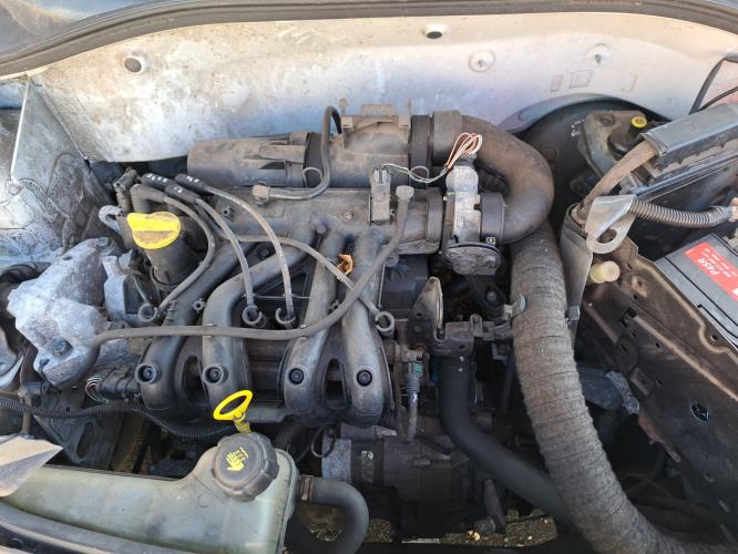 Image Plage arriere - RENAULT CLIO 2