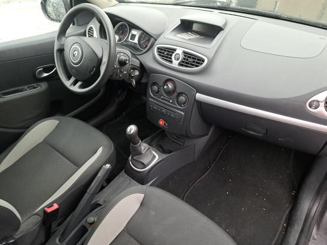 Image Renfort pare choc arriere (traverse) - RENAULT CLIO 3