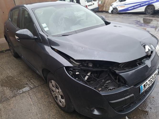Image Pare choc arriere - RENAULT MEGANE 3