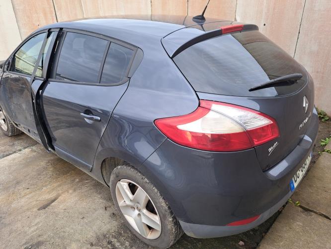 Image Plage arriere - RENAULT MEGANE 3
