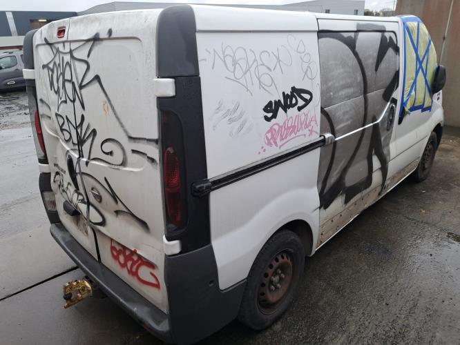 Image Pare choc avant - RENAULT TRAFIC 2
